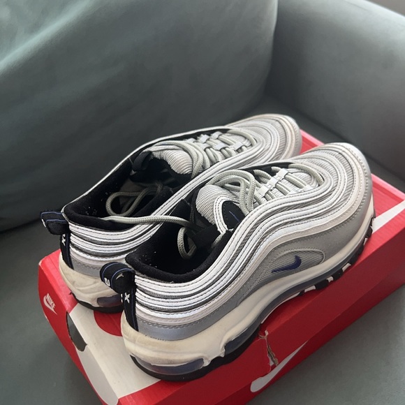 Nike air max 🩶💜 - Picture 3 of 5